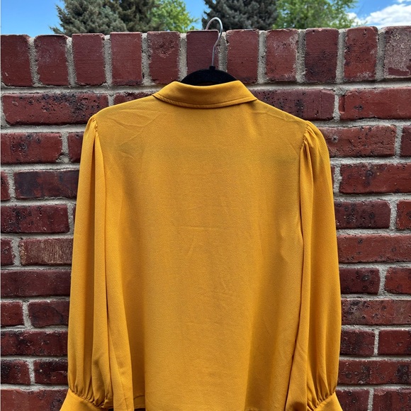 Vici Yellow Puff Sleeve Button Down Top M - Picture 2 of 5